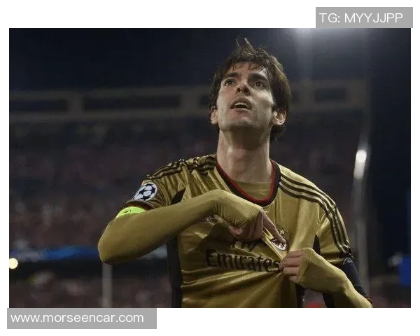 日本足球明星颜值巅峰谁是最帅的球员引发热议与关注